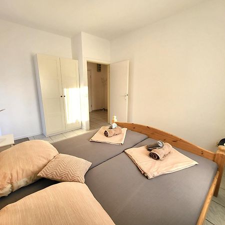 Apartments Pitve Jelsa  Exterior photo