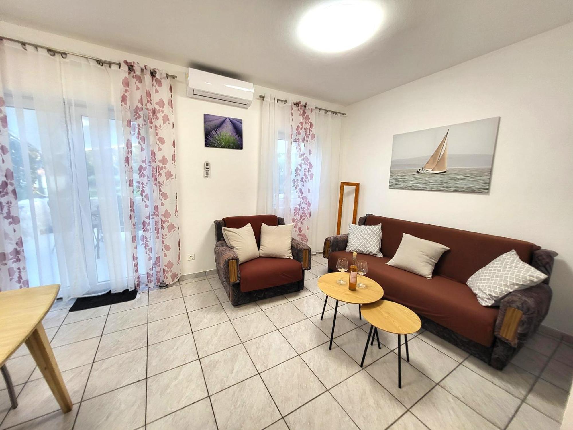 Apartments Pitve Jelsa  Exterior photo